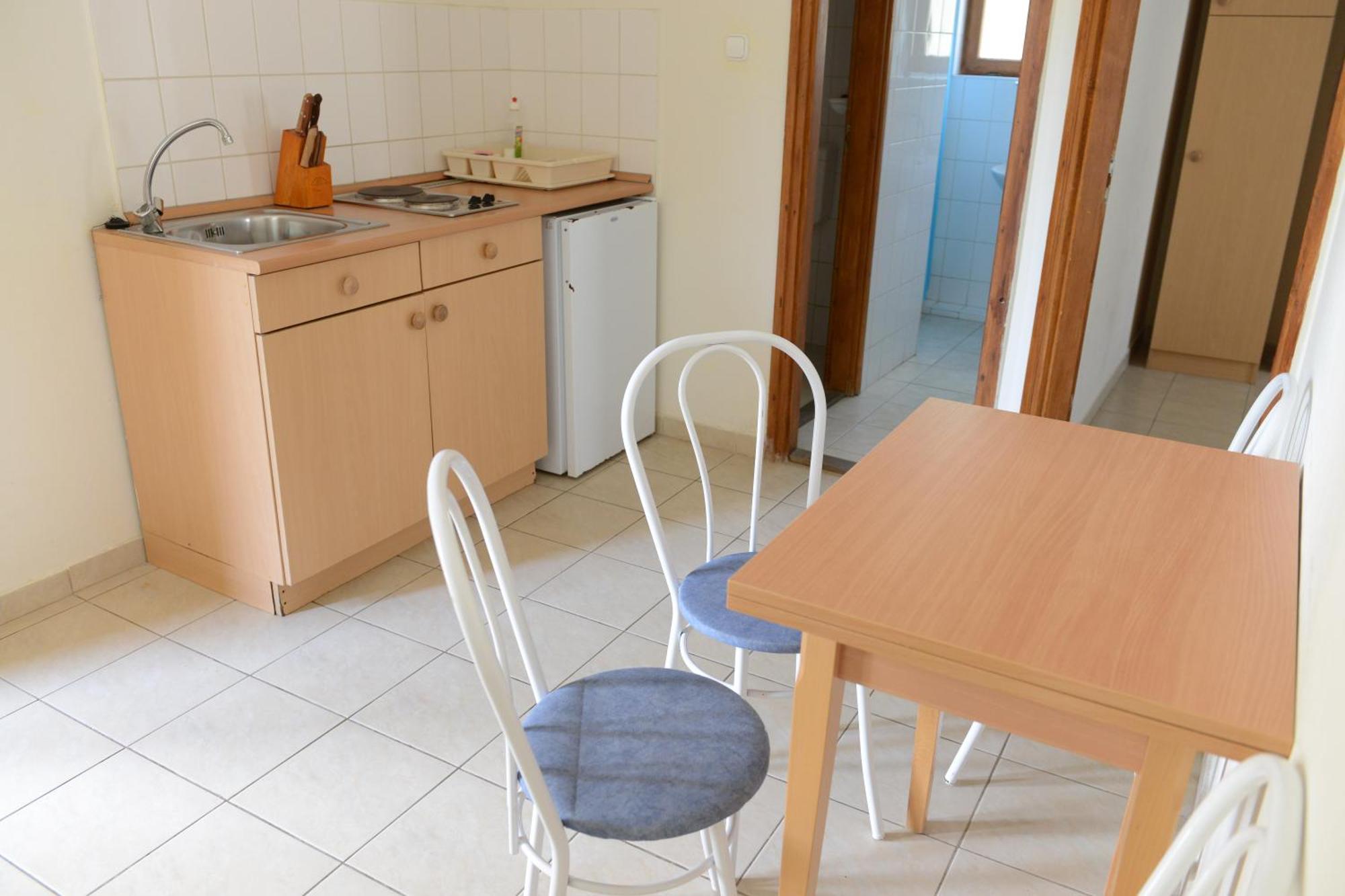 Szegedi Partfuerdo Es Camping