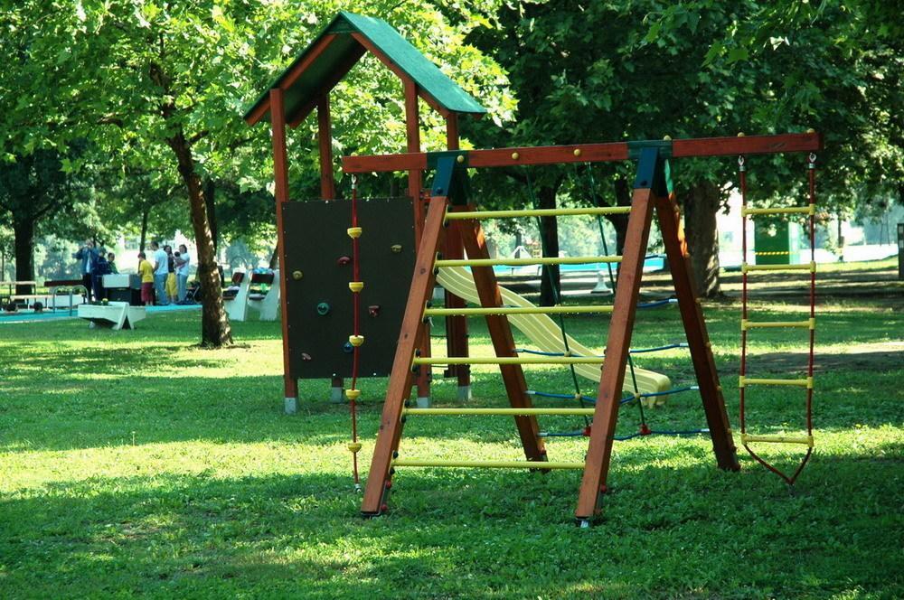 Camping Szegedi Partfuerdo Es Szeged